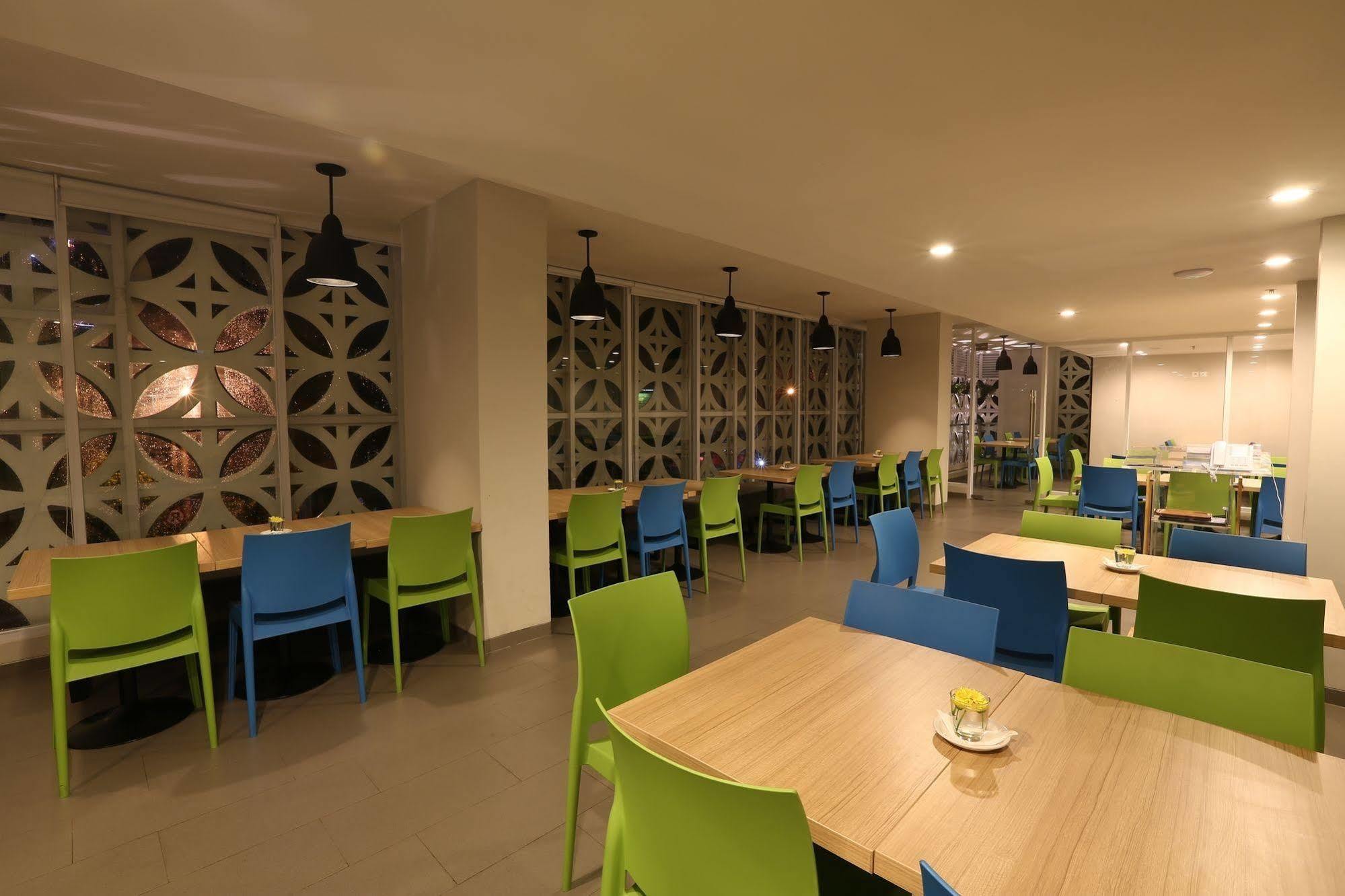 Hotel Citradream Tugu Yogyakarta Exterior foto